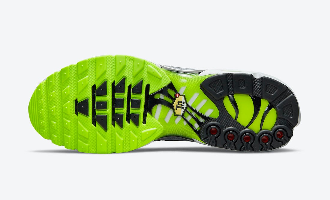 Nike Air Max Plus Reflective Logos DB0682-002 Release Date Info