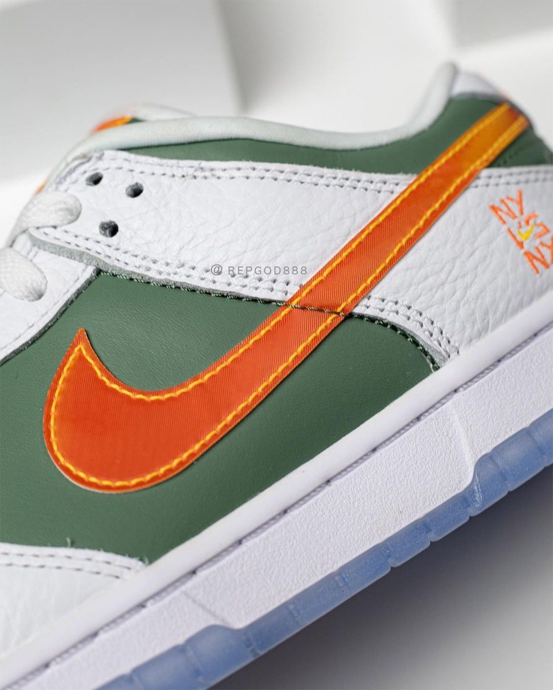 Nike Dunk Low NY vs NY Nike Dunk Low NY vs NY DN2489-300 Release Date Info