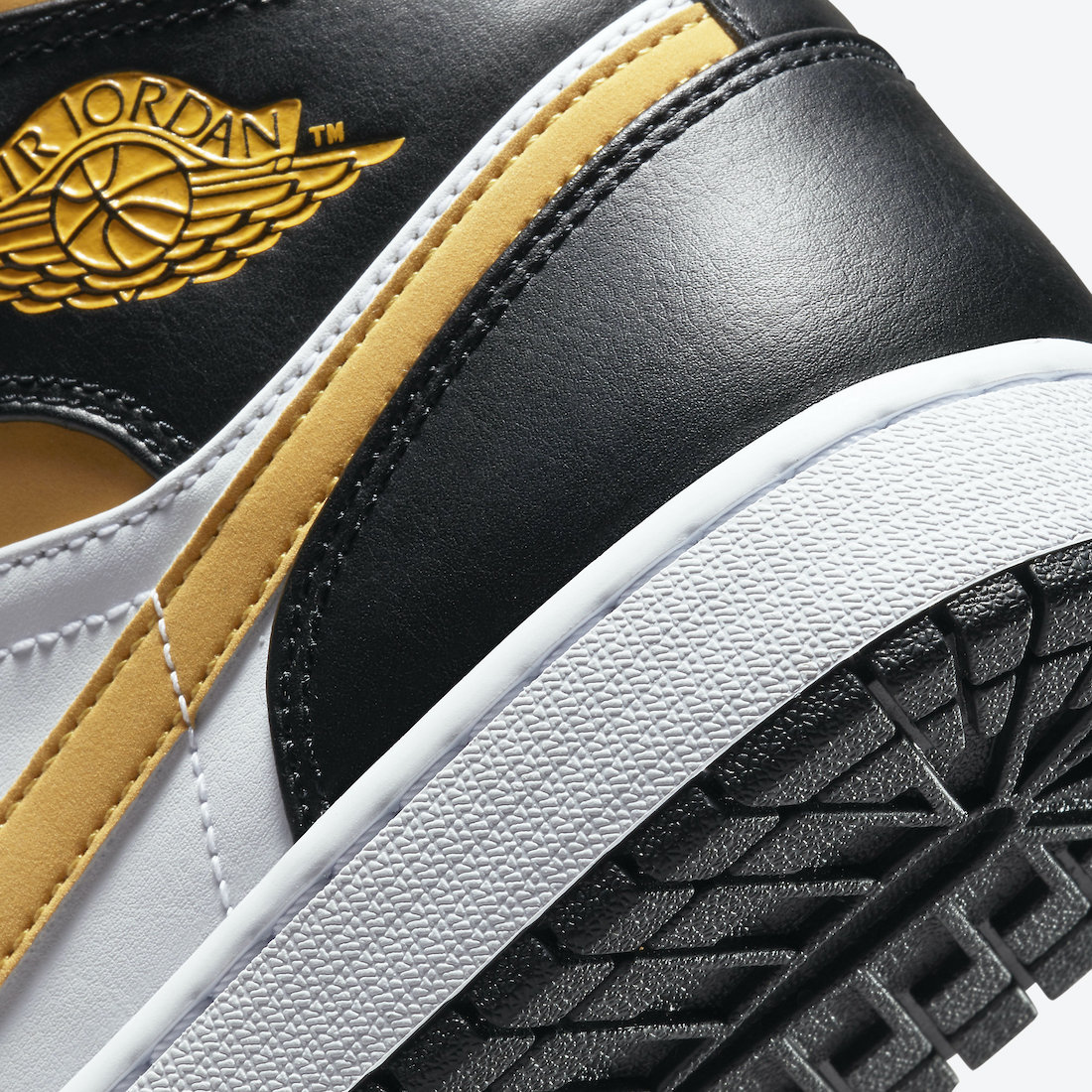 Air Jordan 1 Mid Pollen 554724-177 Release Date