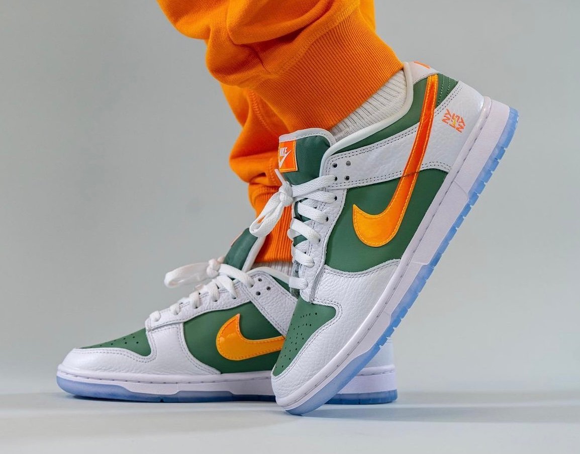 Nike Dunk Low NY vs NY DN2489-300 Release Info On-Feet