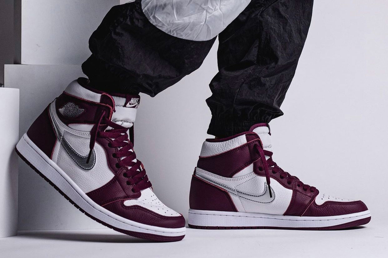 Air Jordan 1 Bordeaux 555088-611 On-Feet