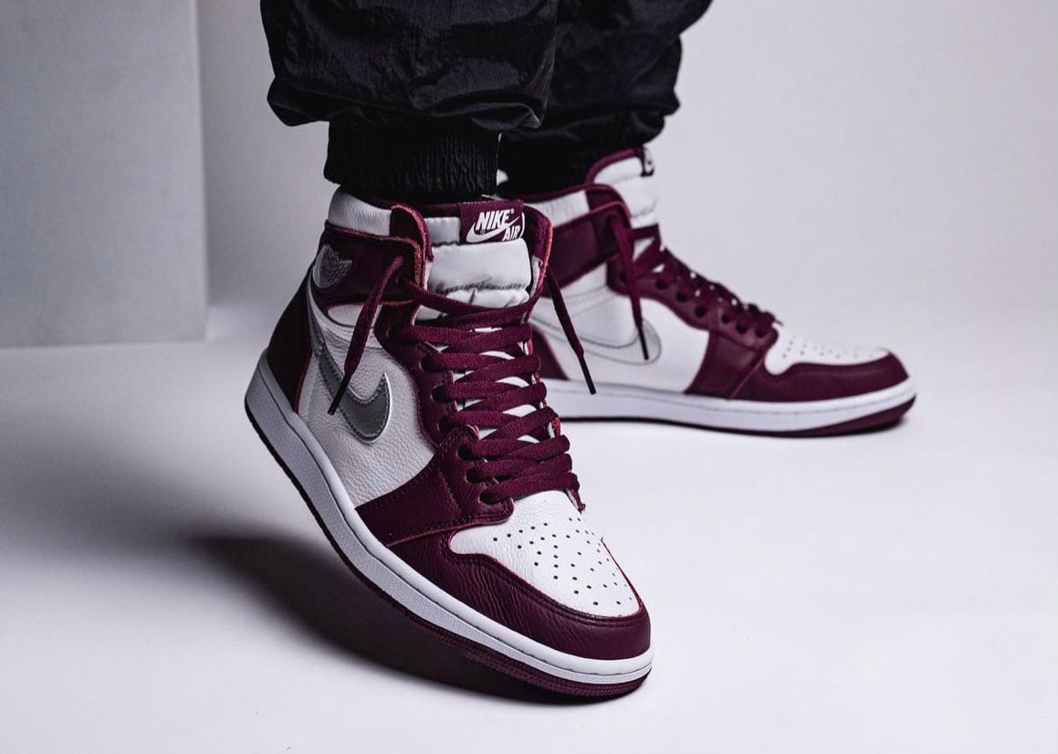 Air Jordan 1 Bordeaux 555088-611 On-Feet