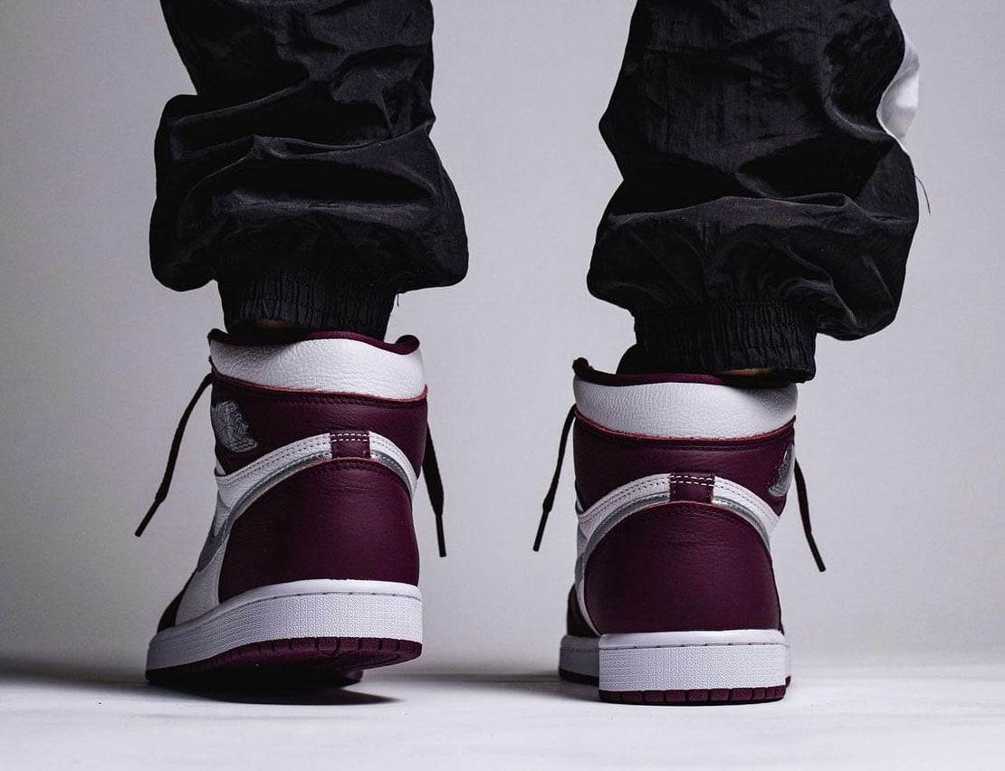 Air Jordan 1 Bordeaux 555088-611 On-Feet