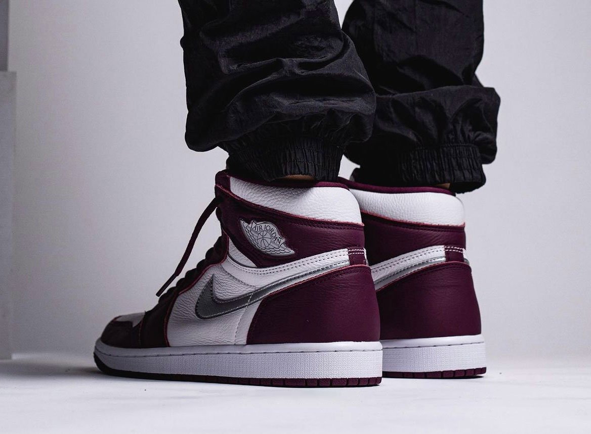 Air Jordan 1 Bordeaux 555088-611 On-Feet
