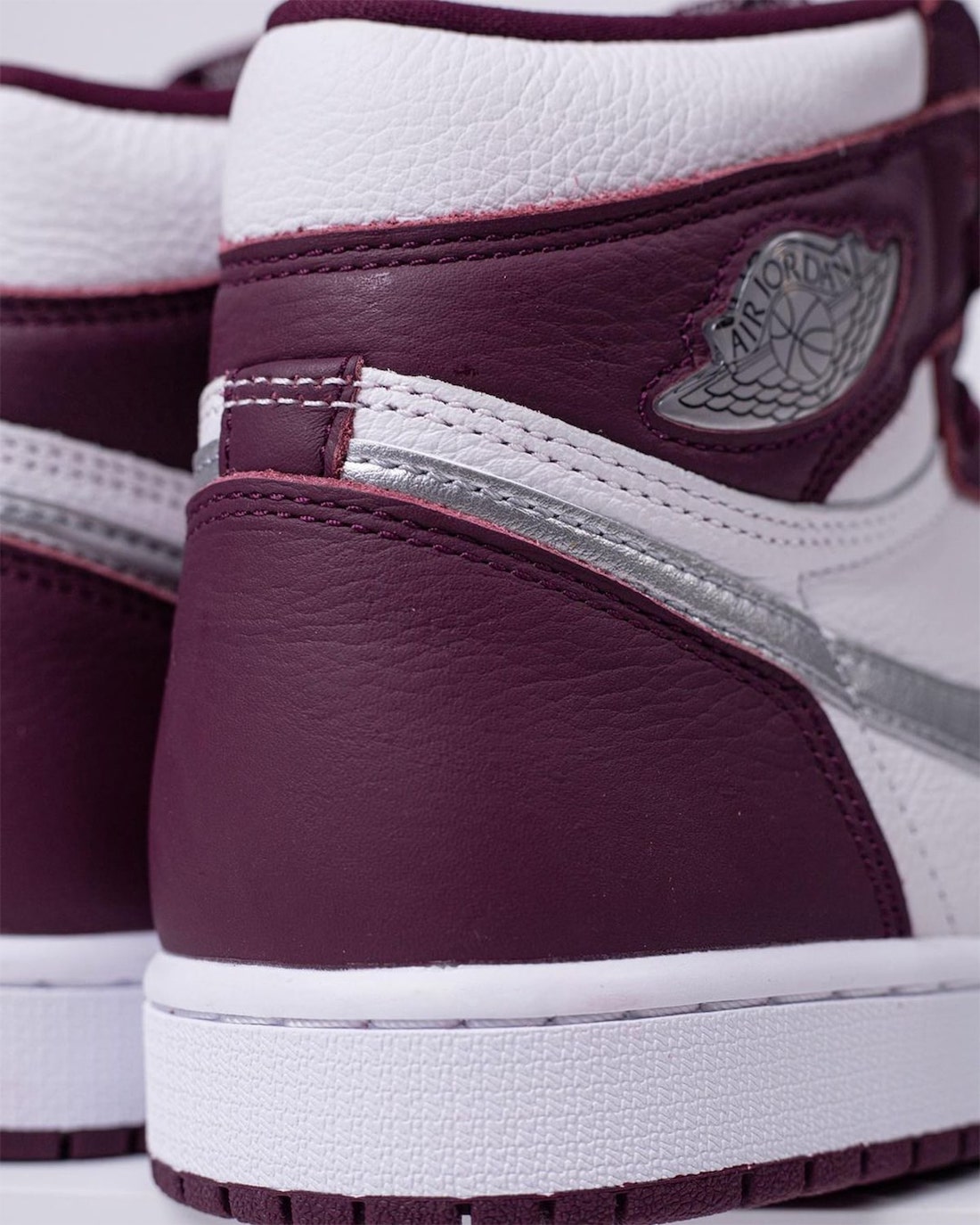Air Jordan 1 Bordeaux 555088-611 Release Info