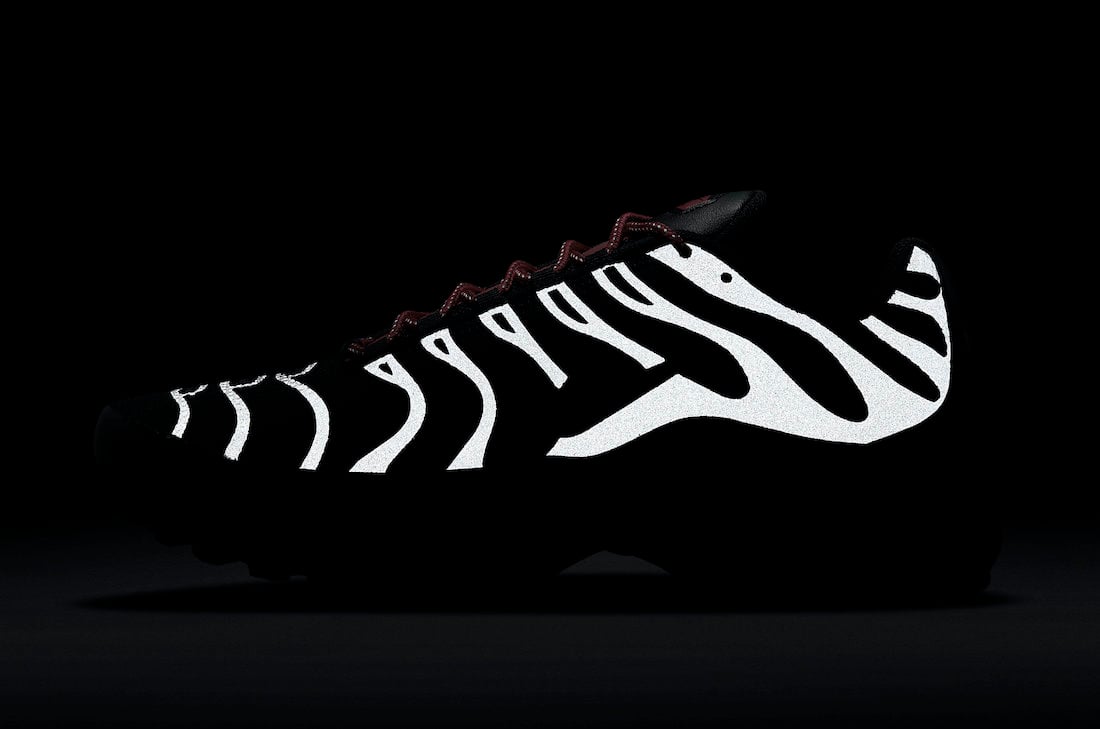 Nike Air Max Plus Black Reflective DN7997-001 Release Date Info