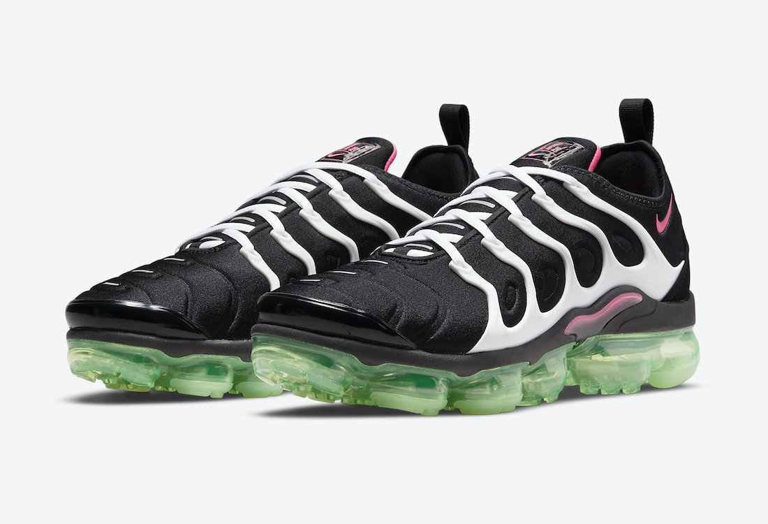 Nike Air VaporMax Plus Releasing in Pink and Green
