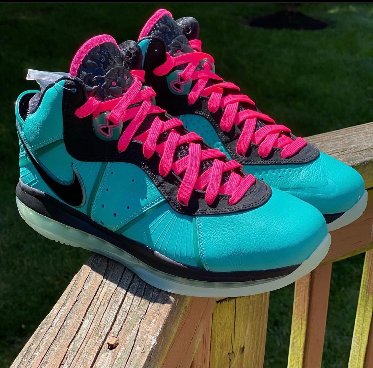 Nike LeBron 8 South Beach CZ0328-400 2021 Release Date