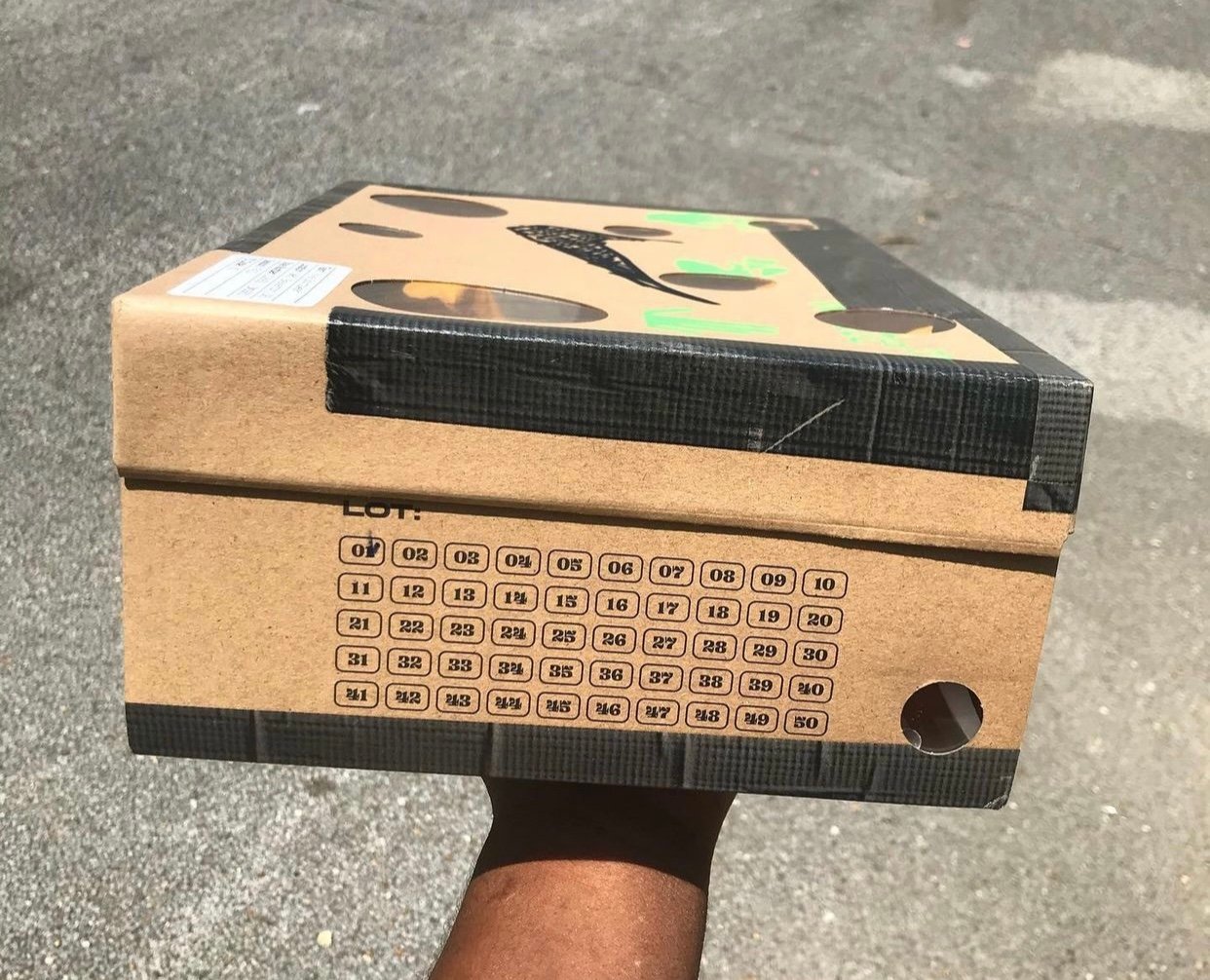 Off-White Nike Dunk Low White Metallic Silver DM1602-127 Release Date Release Date Off-White Nike Dunk Low White Metallic Silver DM1602-127 Release Date Release Date