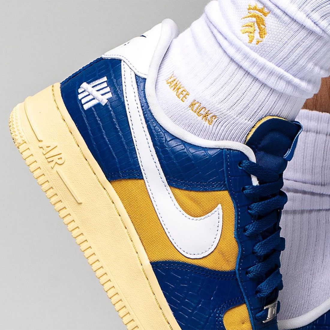 Undefeated Nike Air Force 1 Low Blue DM8462-400 On-Feet Undefeated Nike Air Force 1 Low Blue DM8462-400 On-Feet