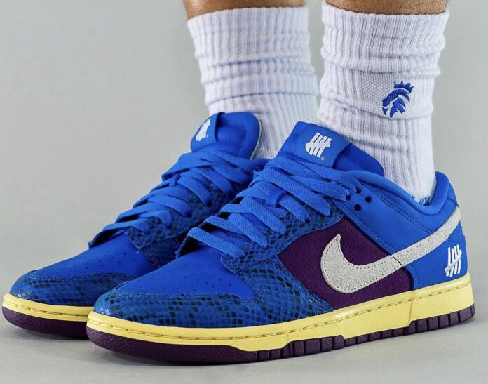 dunk low undefeated blue