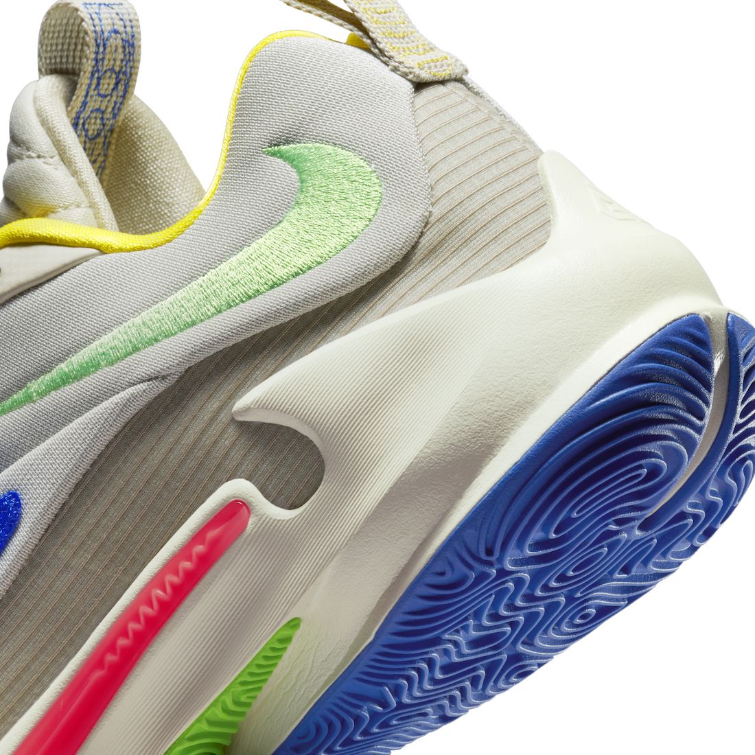 Nike Zoom Freak 3 Primary Colors DA0695-100 Release Date Info