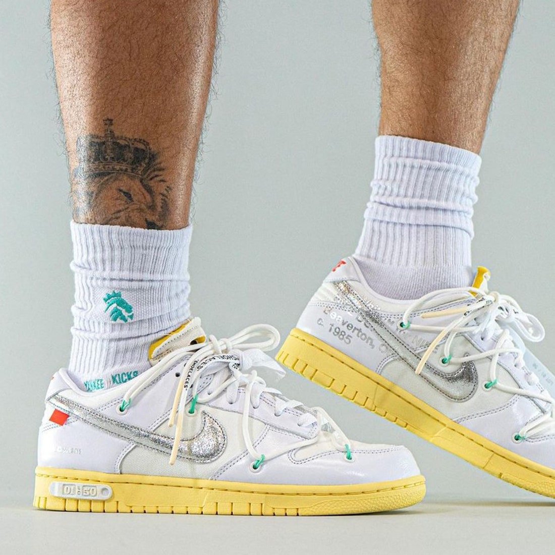 nike off white dunk on feet