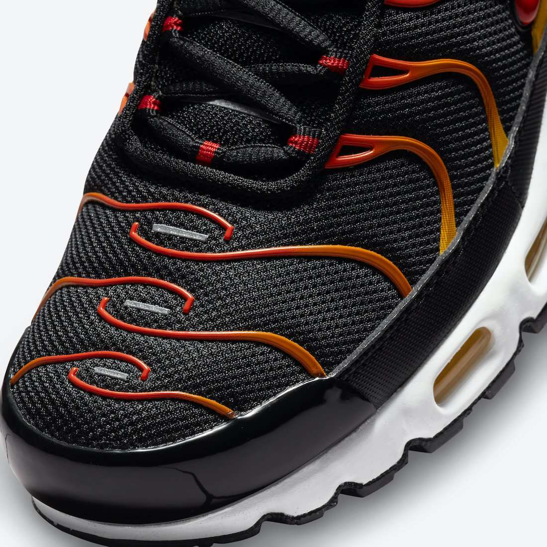 Nike Air Max Plus Reverse Sunset DC6094-001 Release Date Info