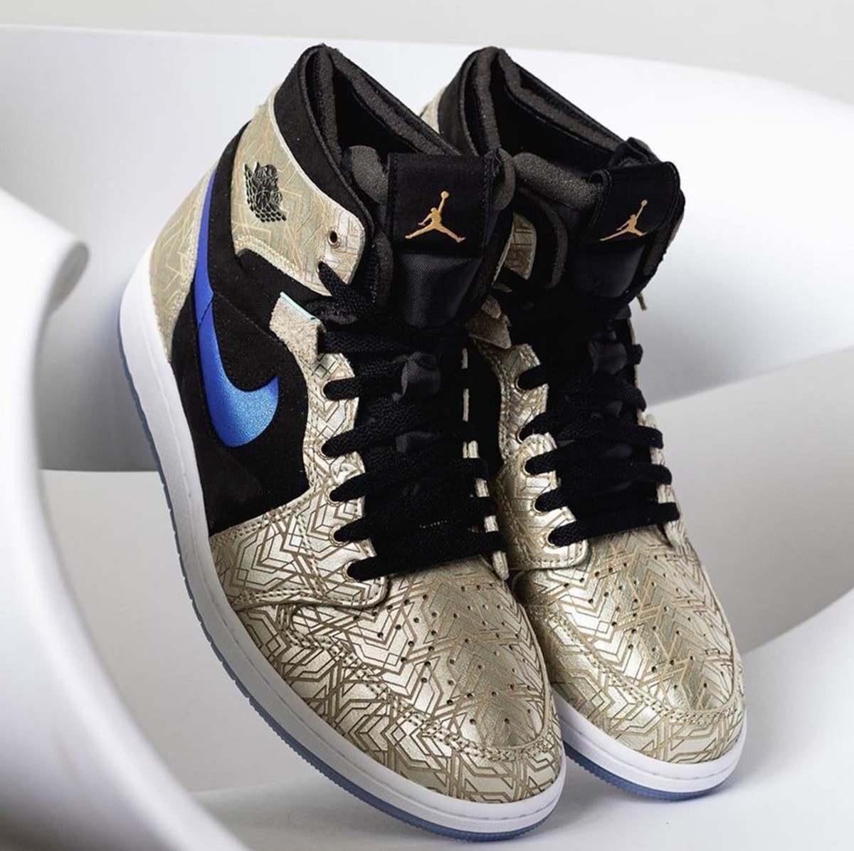 Air Jordan 1 Zoom CMFT Gold Laser DQ0659-700 Release Date Info