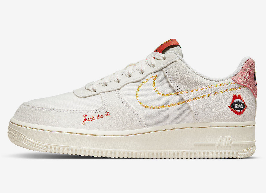 Nike Air Force 1 Low WMNS Rolling Stones DQ7656-100