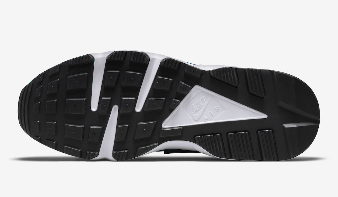 Nike Air Huarache Athletic Club DQ8239-300 Release Date Info