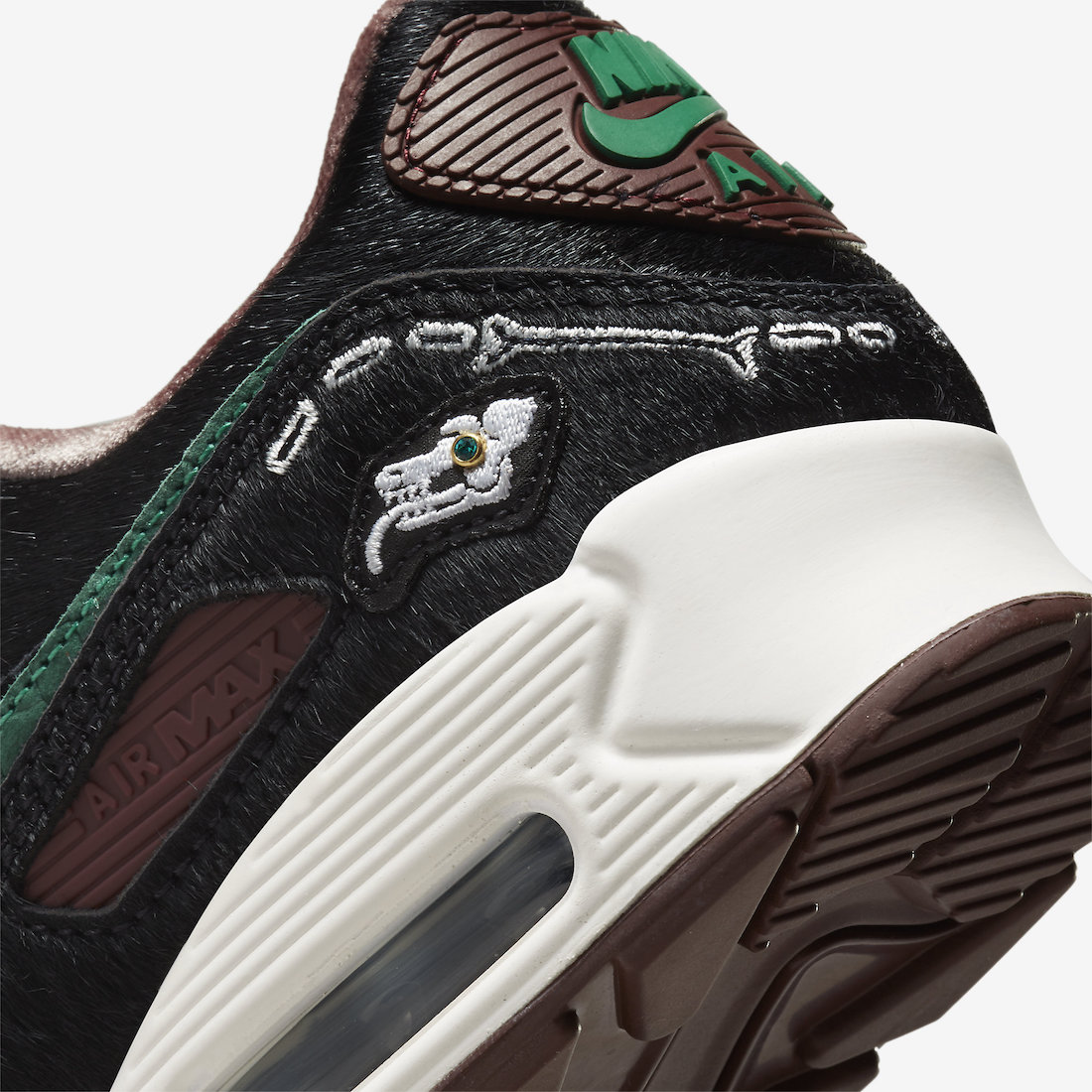 Nike Air Max 90 Siempre Familia DO2154-010 Release Date Info