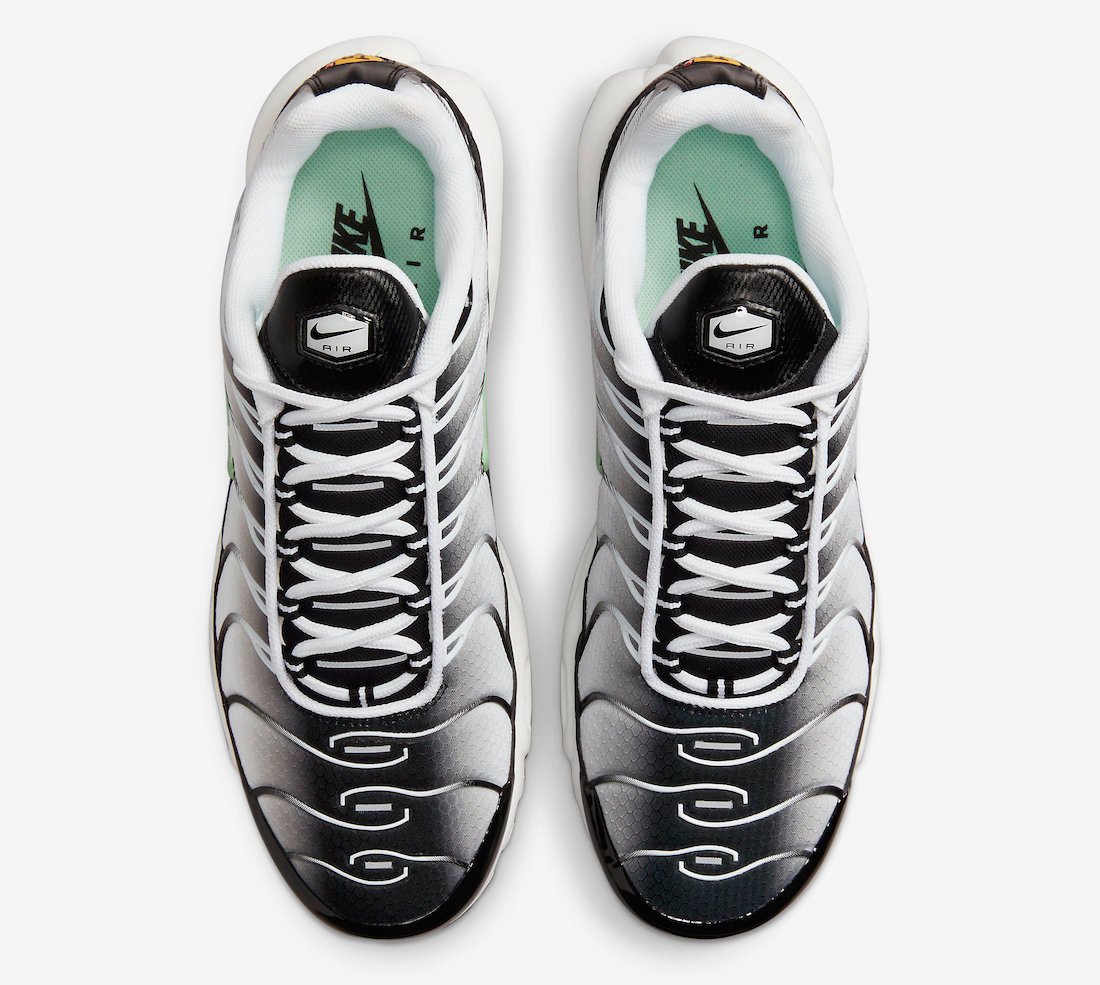 Nike Air Max Plus White Black Green DH4776-100 Release Date Info