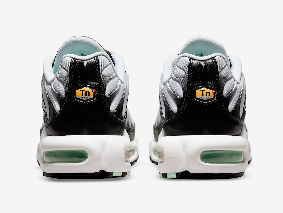 Nike Air Max Plus White Black Green DH4776-100 Release Date Info