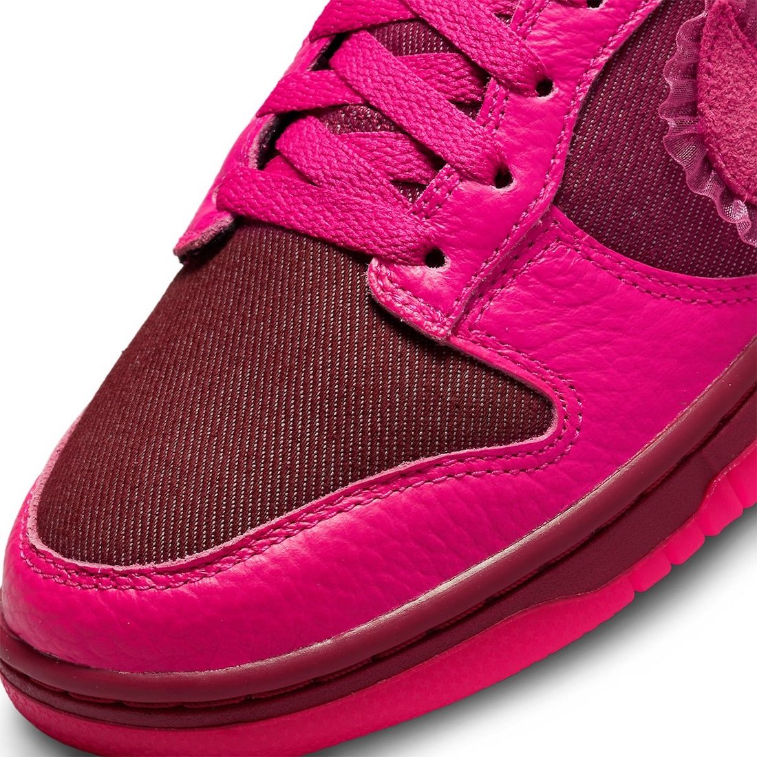 Nike Dunk Low Valentines Day 2022 Release Date Info