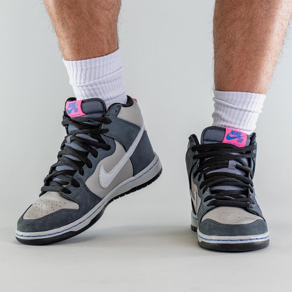 Nike SB Dunk High Medium Grey DJ9800-001 On-Feet