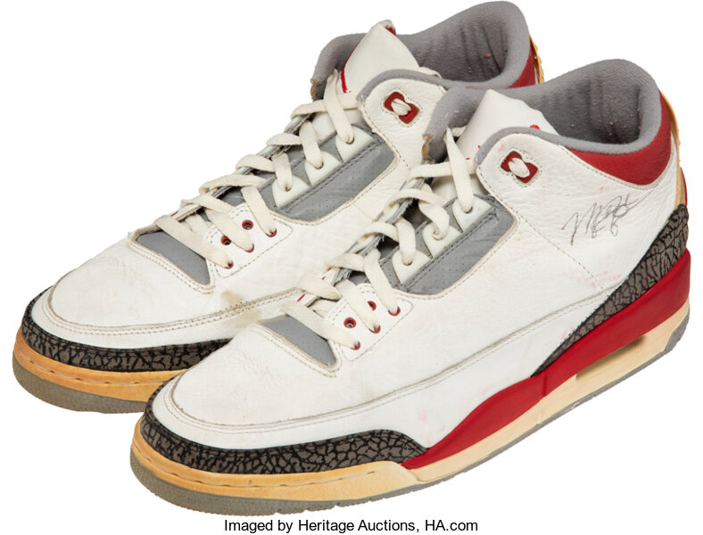 2022 Air Jordan 3 Fire Red