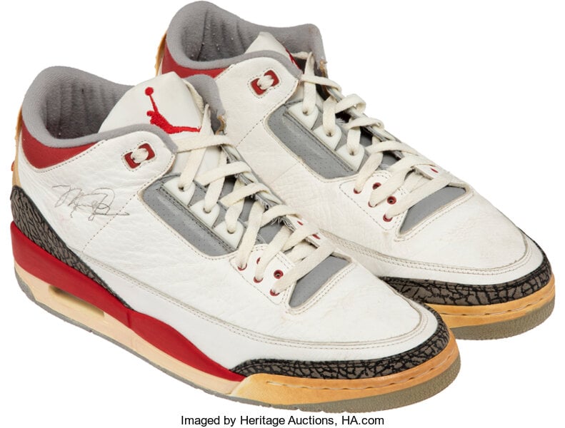 2022 Air Jordan 3 Fire Red