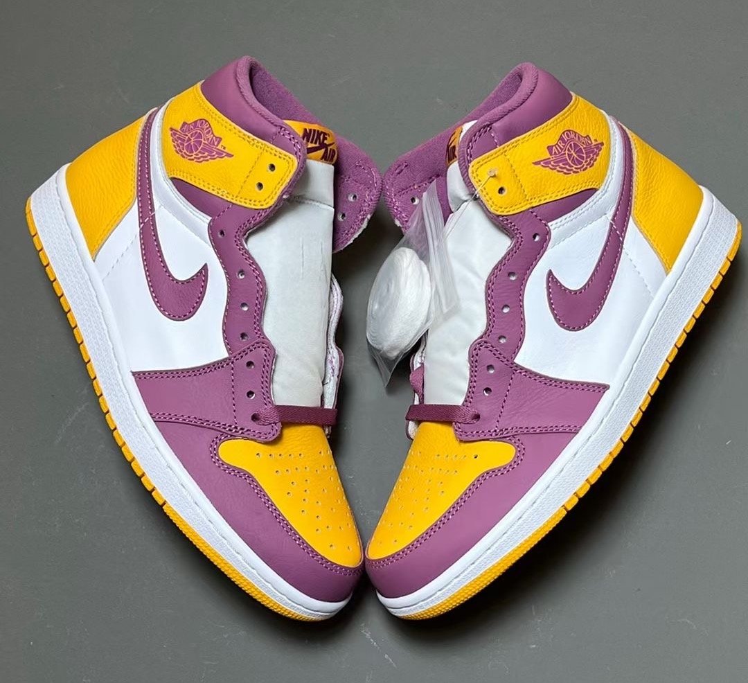 Air Jordan 1 Brotherhood University Gold Light Bordeaux 555088-706 Release Date