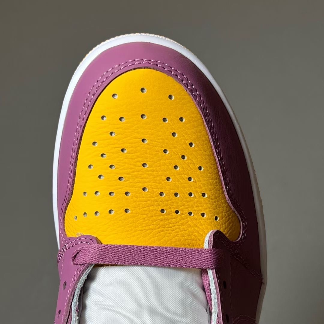 Air Jordan 1 Brotherhood University Gold Light Bordeaux 555088-706 Release Date