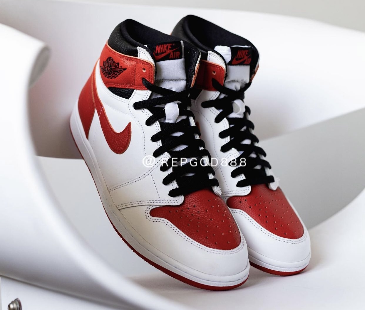 Heritage Air Jordan 1 High 555088-161 Release Info Price