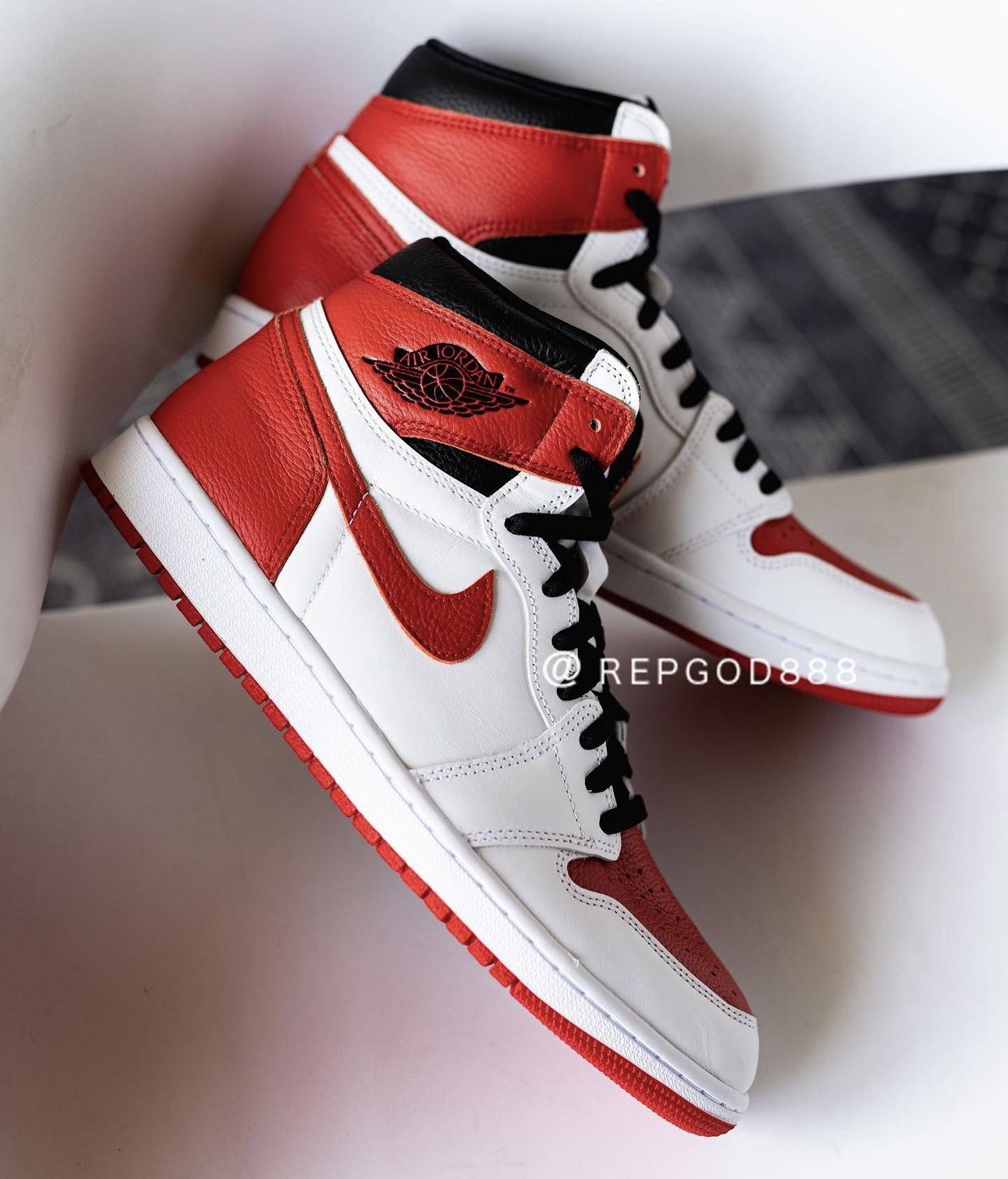 Heritage Air Jordan 1 High 555088-161 Release Info Price