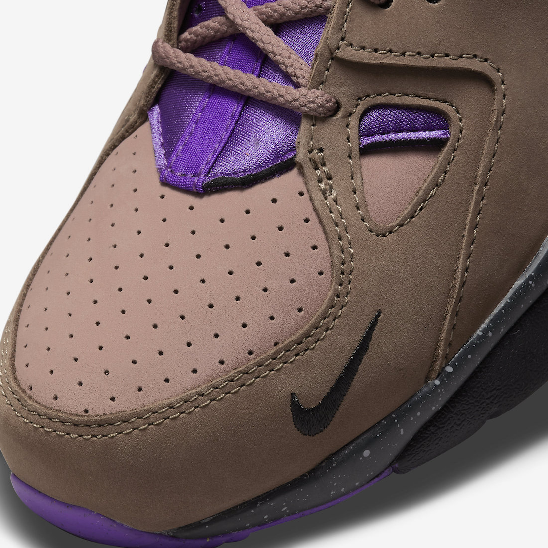 Nike ACG Air Mowabb Trail End Brown Pitch Prism Violet DC9554-201 Release Date Info