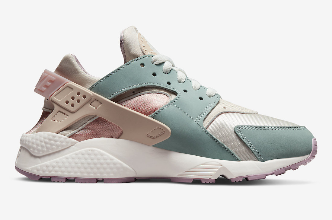 Nike Air Huarache Dusty Sage DQ4990-104 Release Date Info