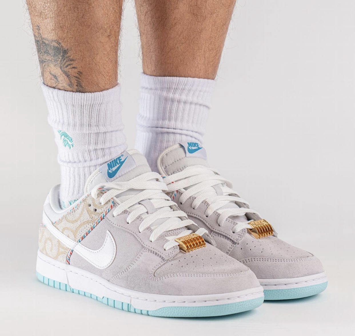 Nike Dunk Low Barber Shop White DH7614-500 On-Feet