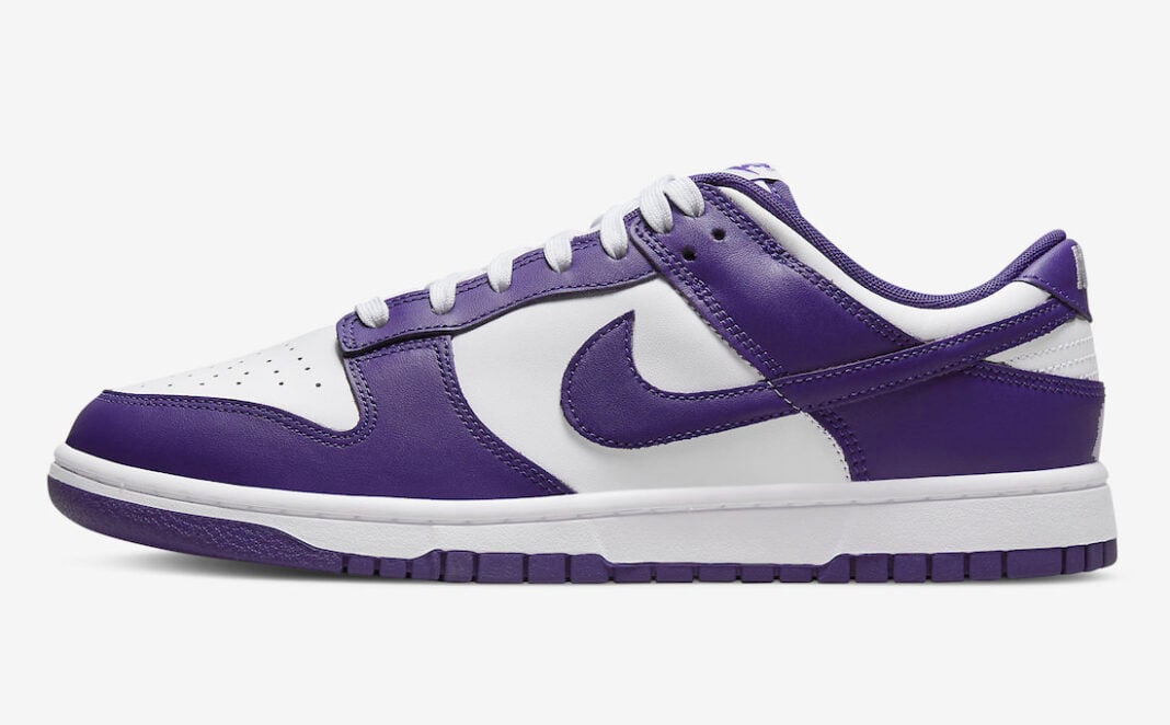 dunk low court purple on feet