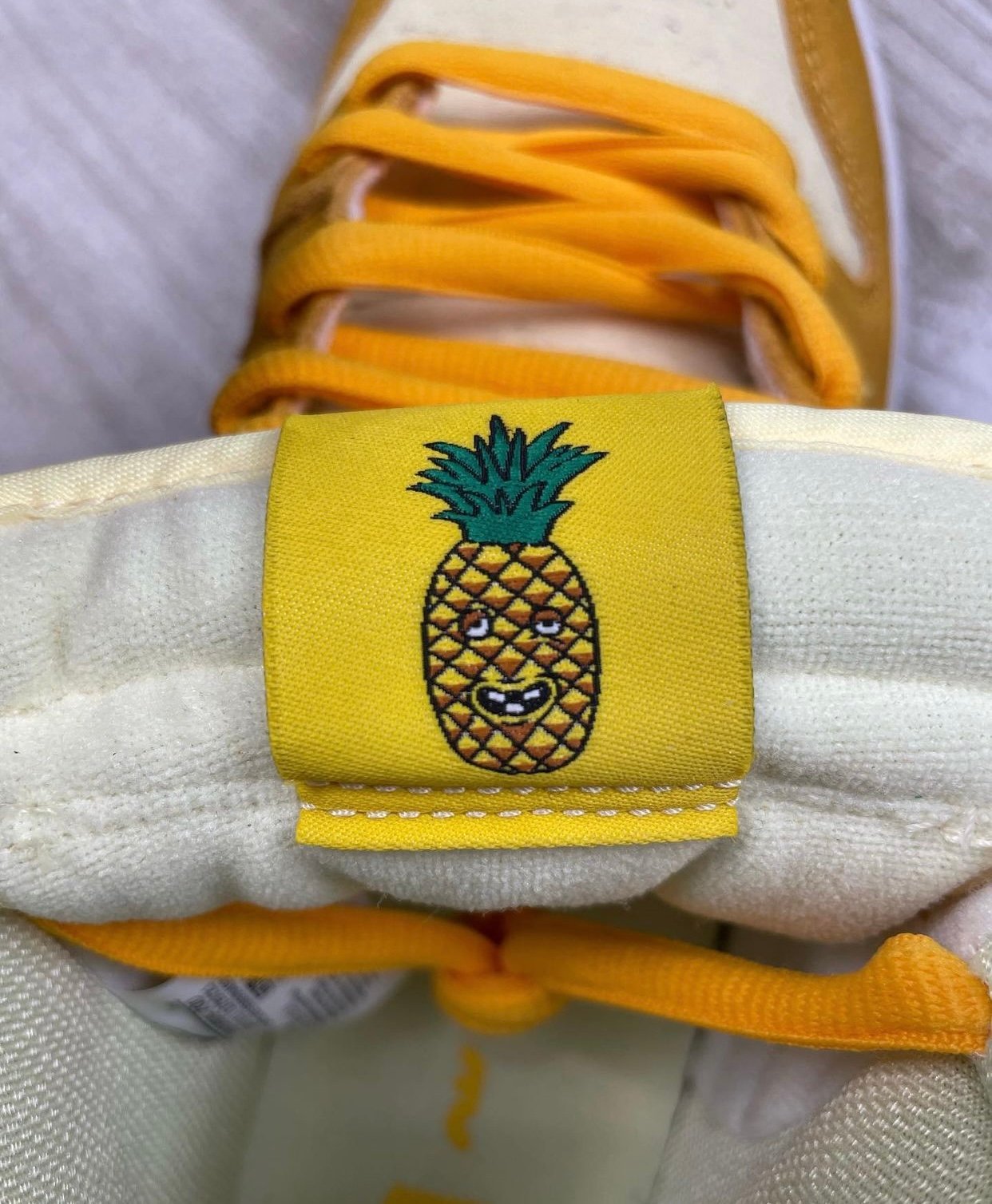 Nike SB Dunk High Pineapple DM0808-700 Release