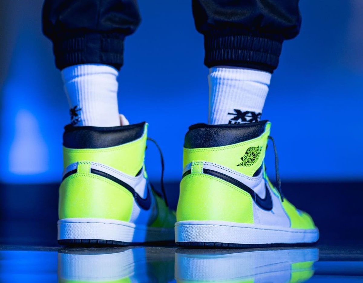 Air Jordan 1 Volt 555088-702 On-Feet