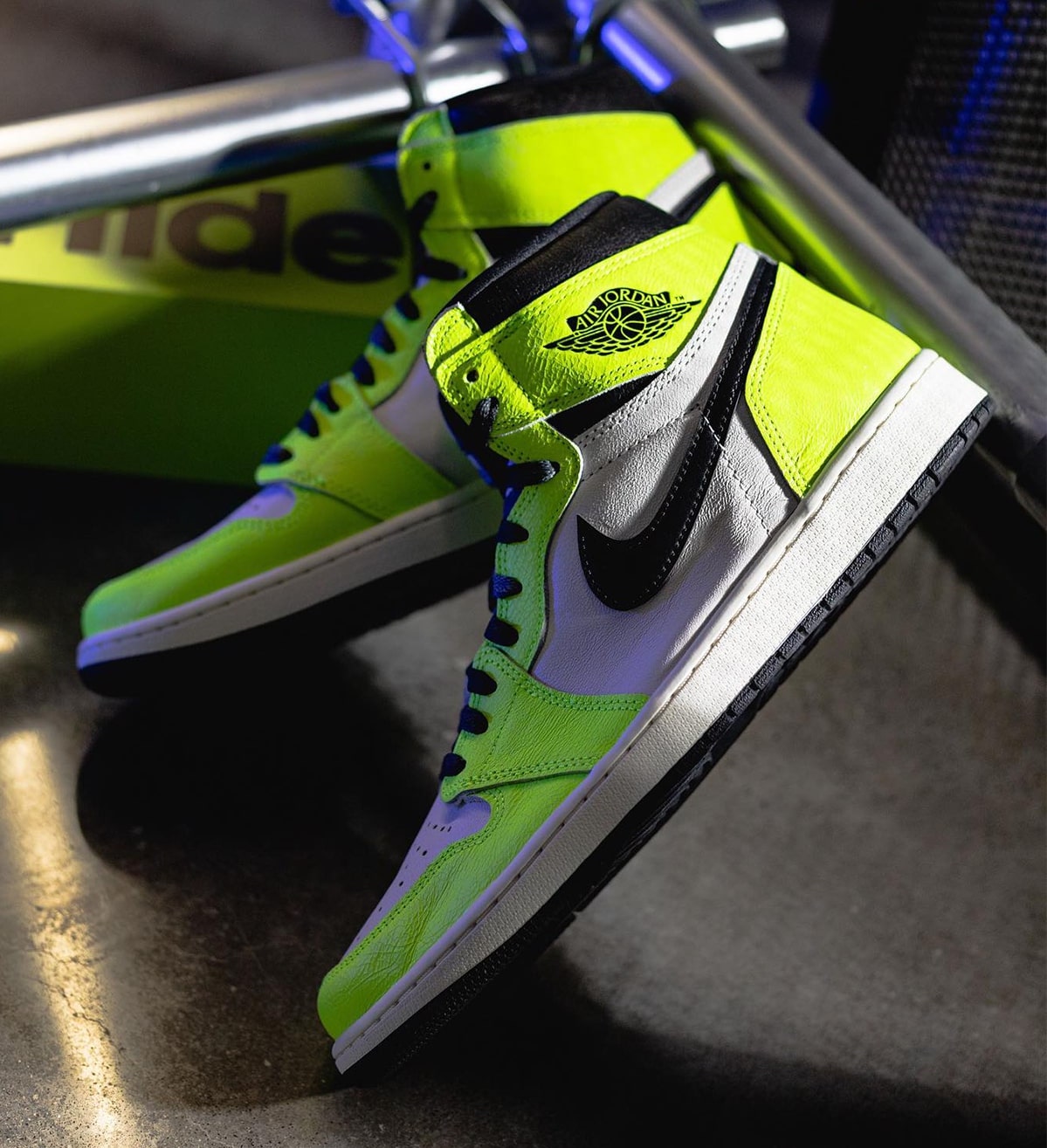 Air Jordan 1 Volt 555088-702 Release Details
