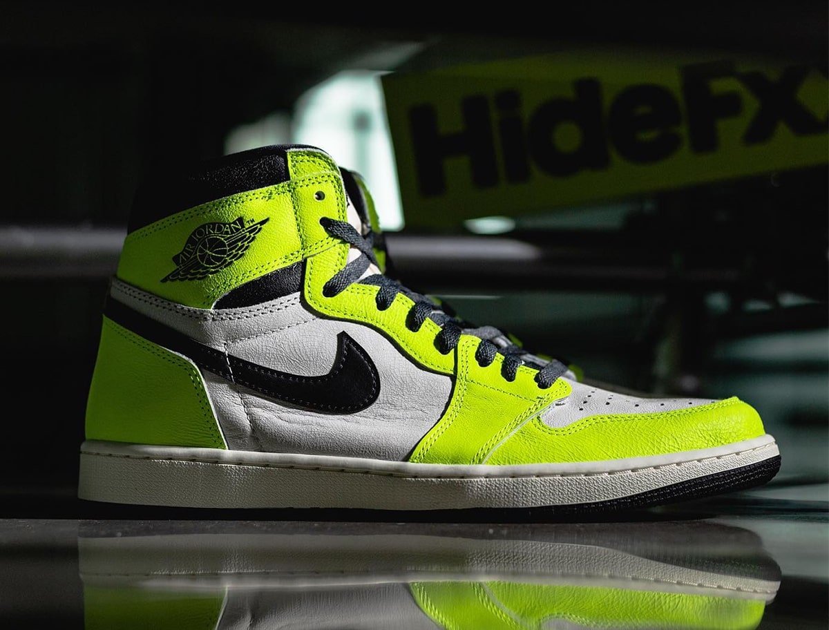 Air Jordan 1 Volt 555088-702 Release Details