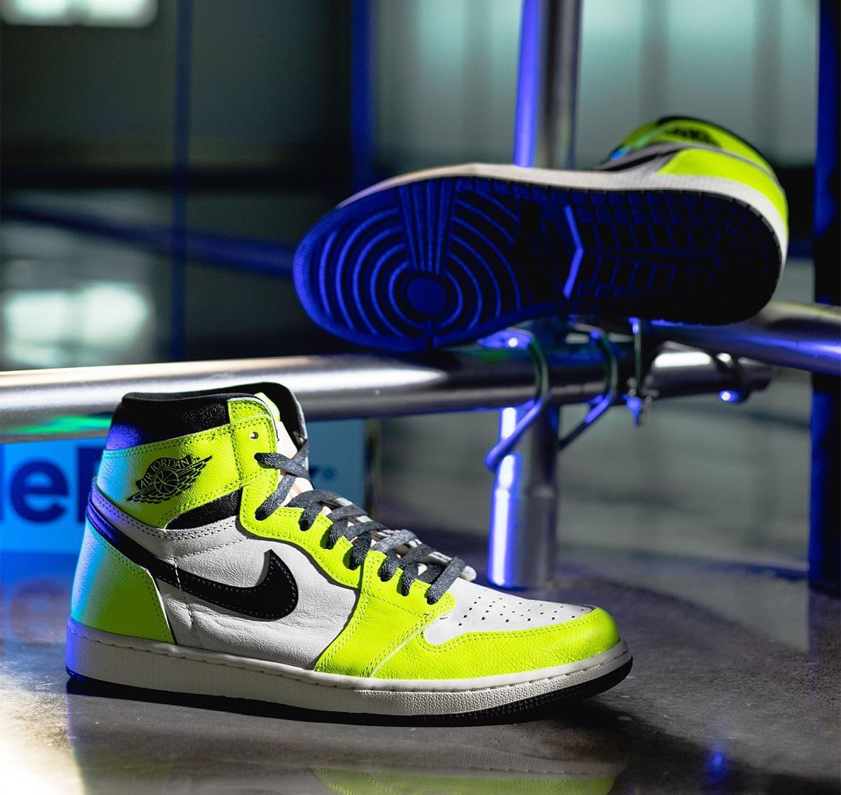 Air Jordan 1 Volt 555088-702 Release Details