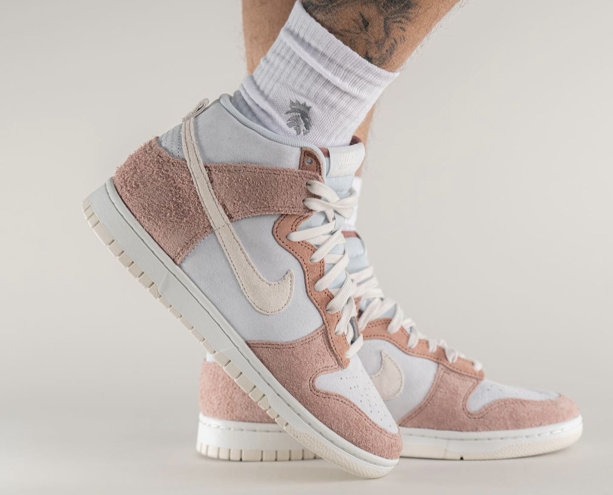 Nike Dunk High Fossil Rose DH7576-400 On-Feet