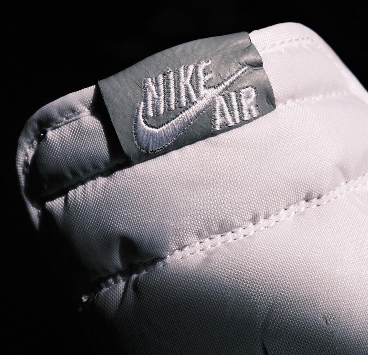 Air Jordan 1 High OG Stealth Grey 2022 Release Info Air Jordan 1 High OG Stealth Grey 2022 Release Info