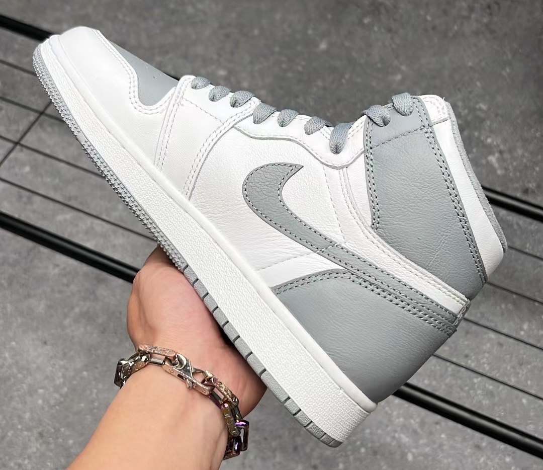 Air Jordan 1 High OG Stealth Grey 555088-037 Release Date Air Jordan 1 High OG Stealth Grey 555088-037 Release Date