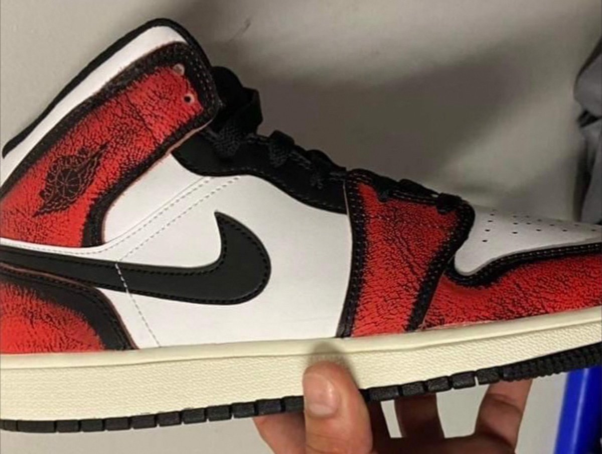 First Look: Air Jordan 1 Mid ‘Wear-Away’