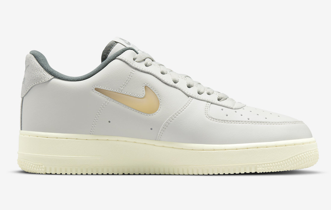 Nike Air Force 1 07 LX Light Bone Pale Vanilla Tumbled Grey DC8894-001 Release Date Info