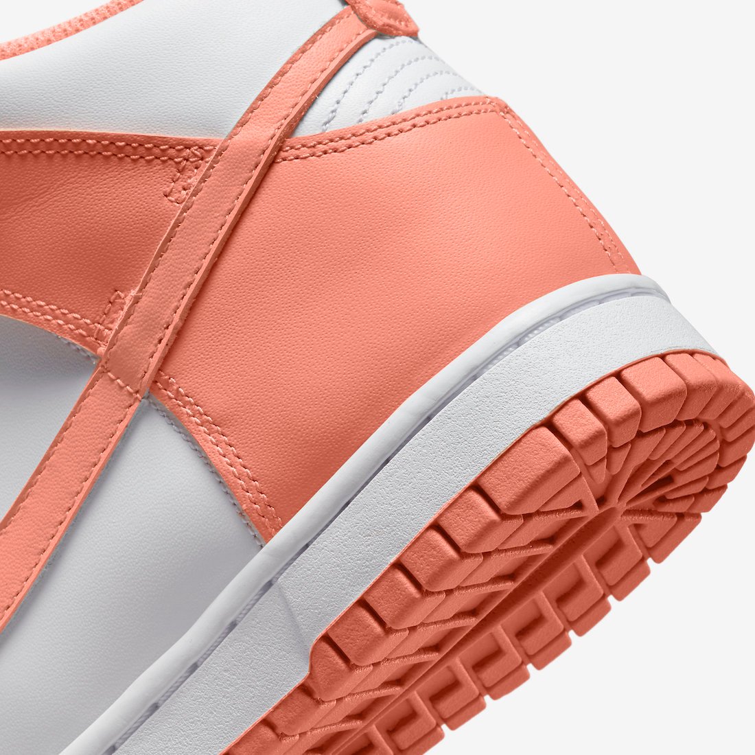 Nike Dunk High Salmon WMNS DD1869-600 Release Date Info