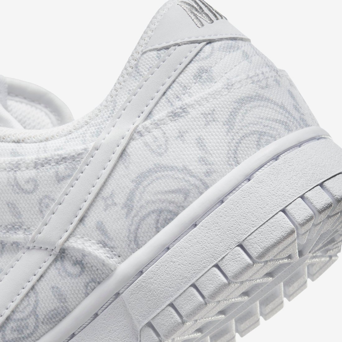 Nike Dunk Low White Paisleys  DJ9955-100 Release Date Info