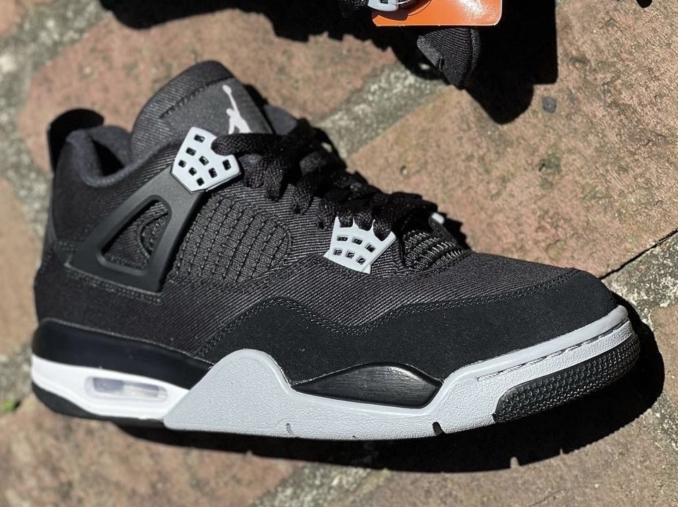 Air Jordan 4 'Black Canvas' - Sneaker 