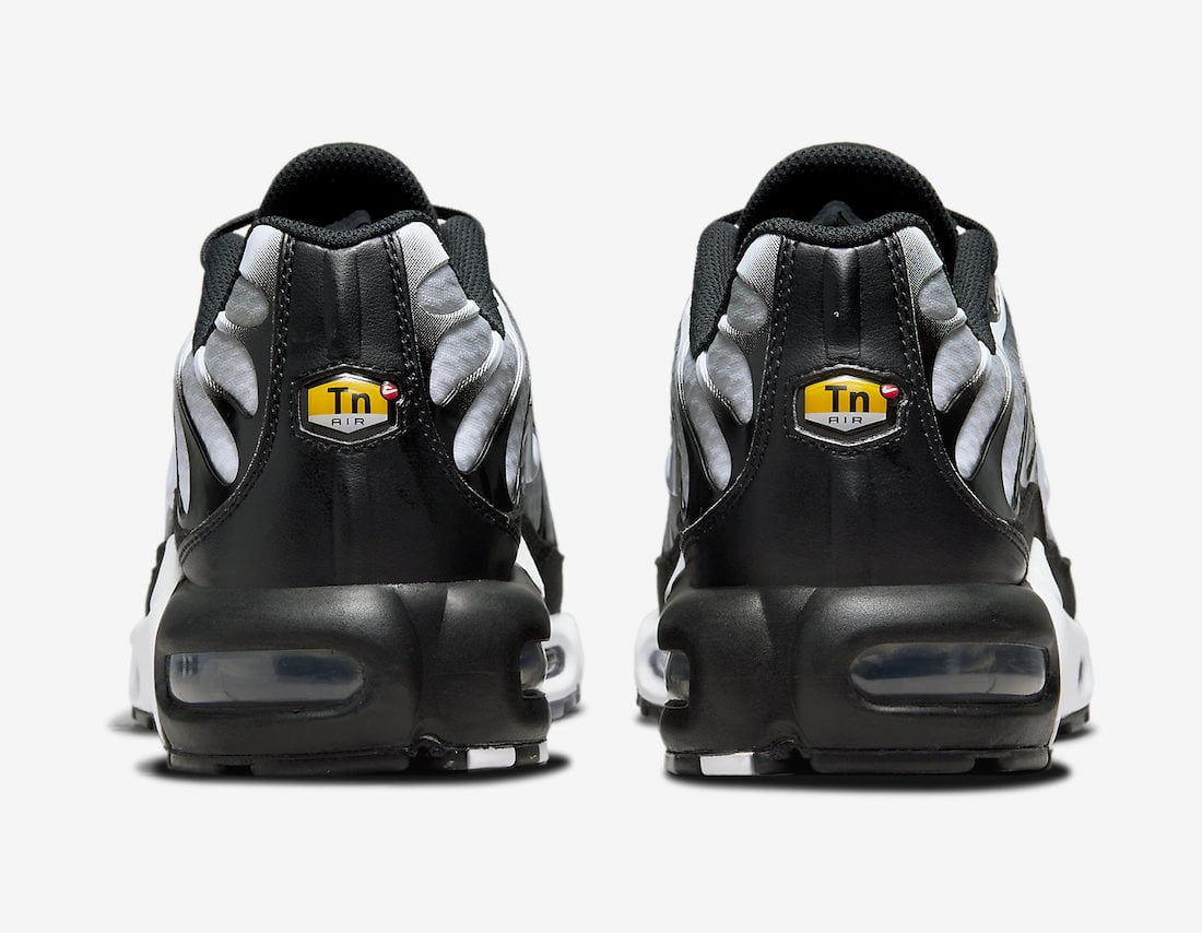 Nike Air Max Plus Black White DM0032-003 Release Date Info